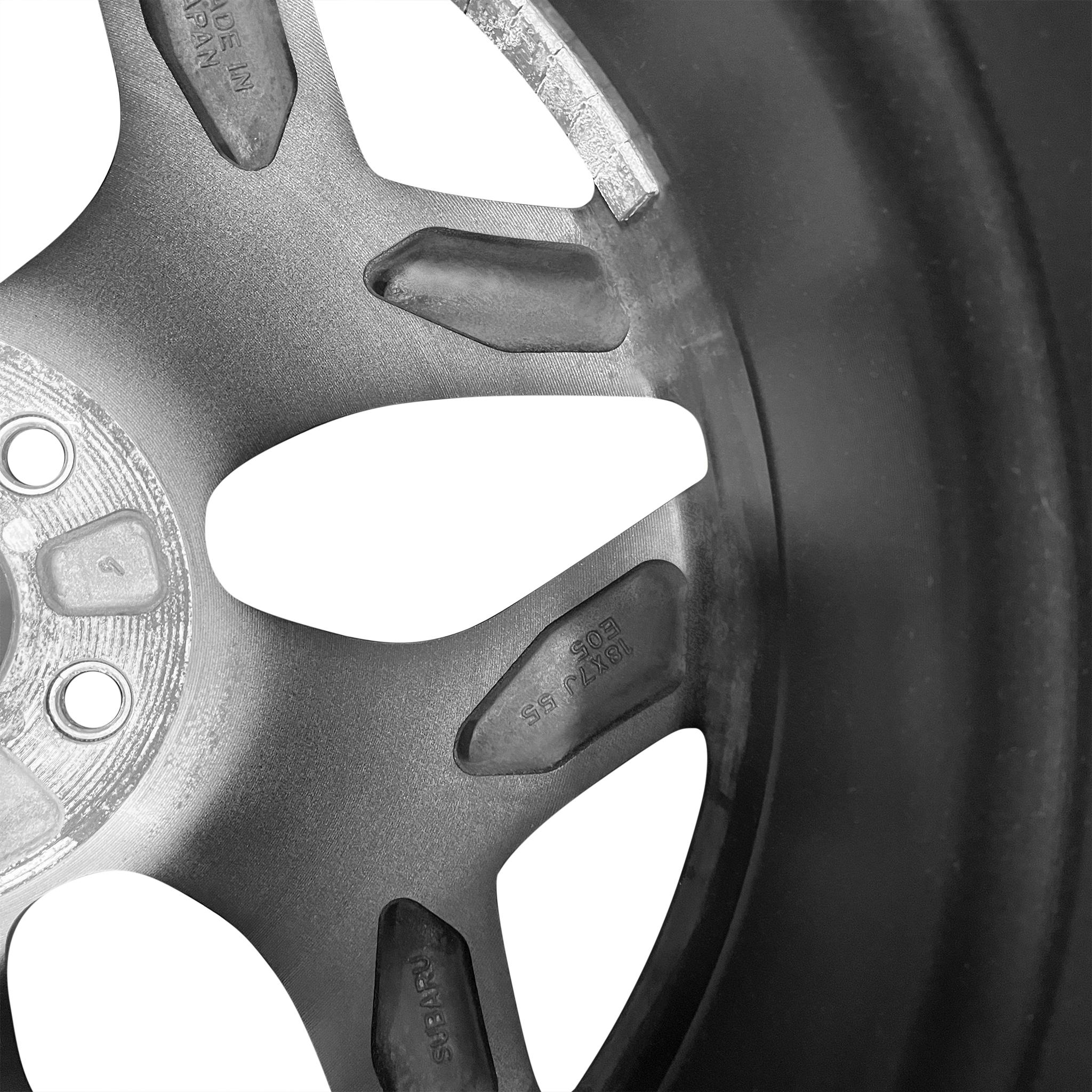 2018-2021 Subaru Crosstrek
18x7 Genuine OEM Alloy Wheel / Rim view 4