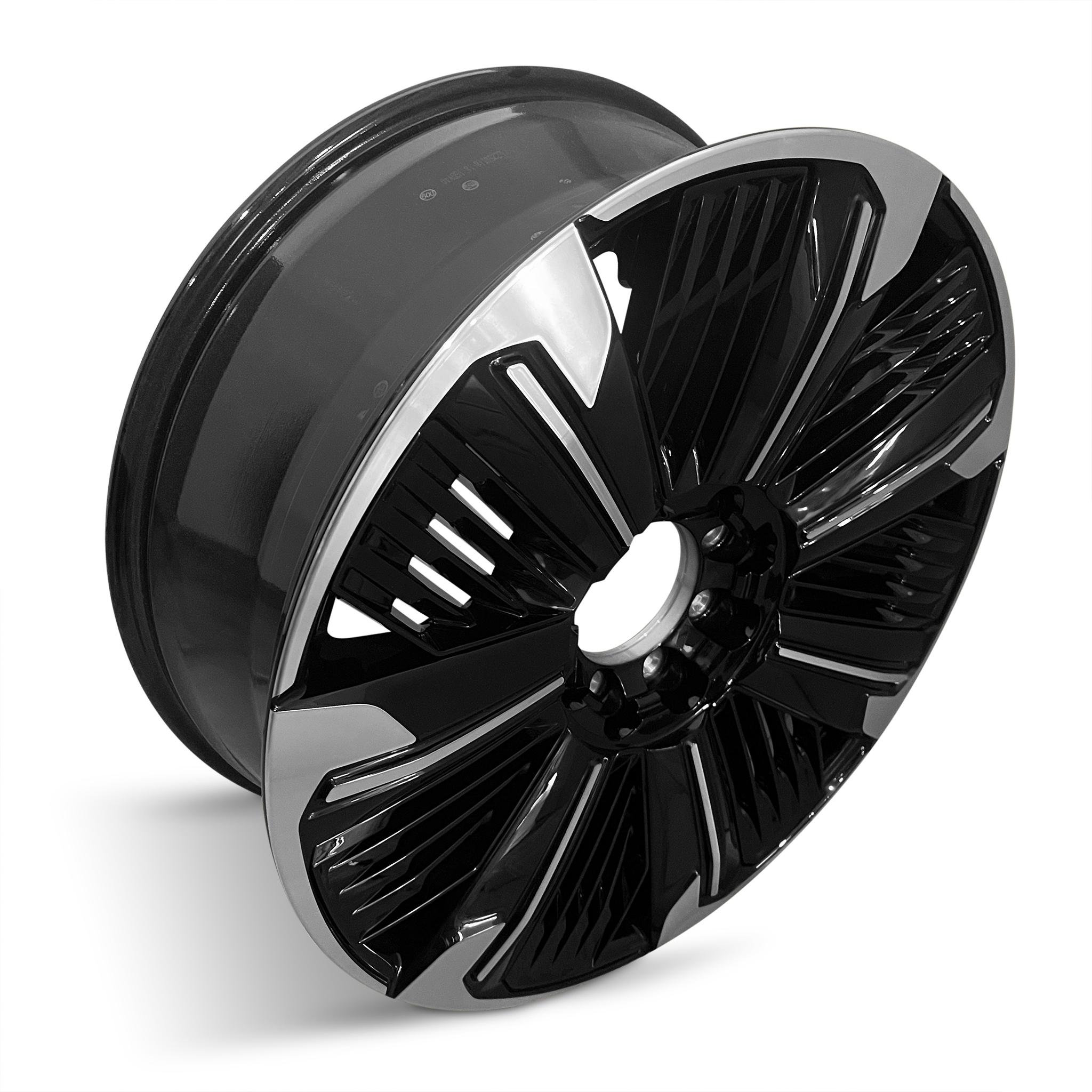 2025-2026 Cadillac Escalade IQ
24x9 Genuine OEM Alloy Wheel / Rim view 2