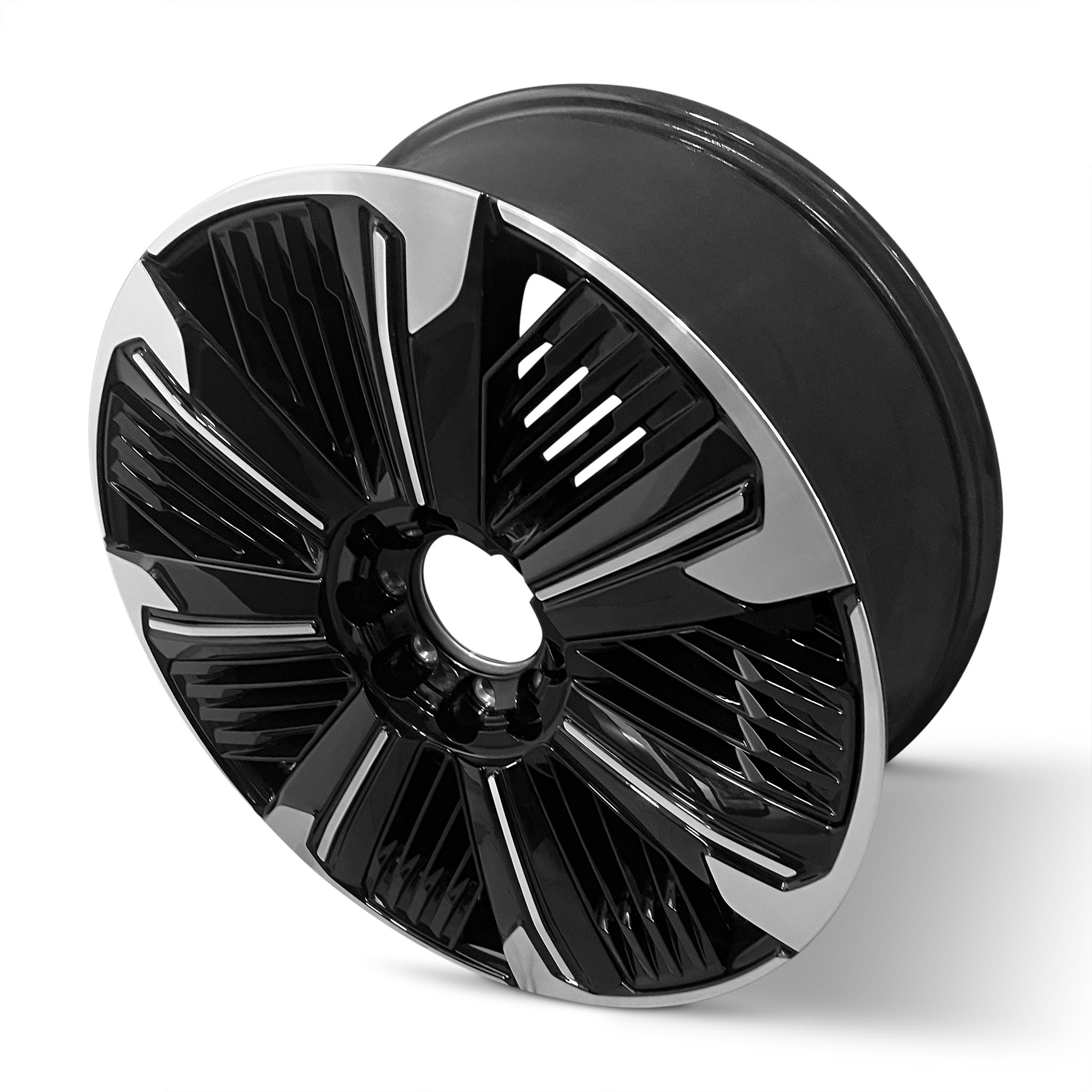 2025-2026 Cadillac Escalade IQ
24x9 Genuine OEM Alloy Wheel / Rim view 3