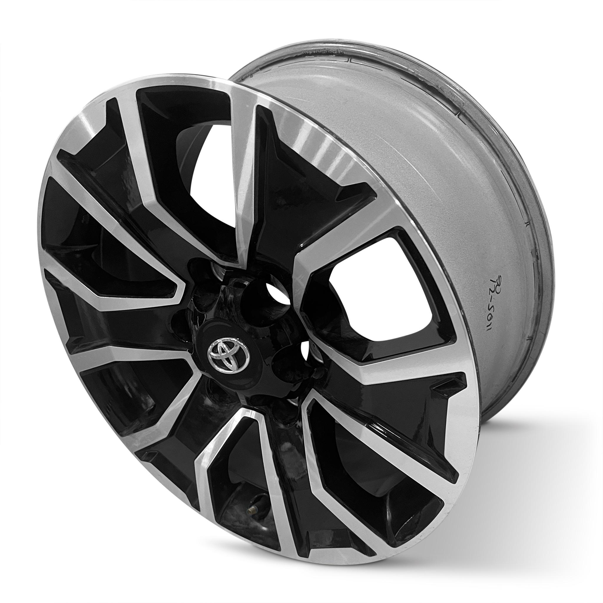 2020-2023 Toyota Tacoma
17x7.5 Genuine OEM Alloy Wheel / Rim view 3