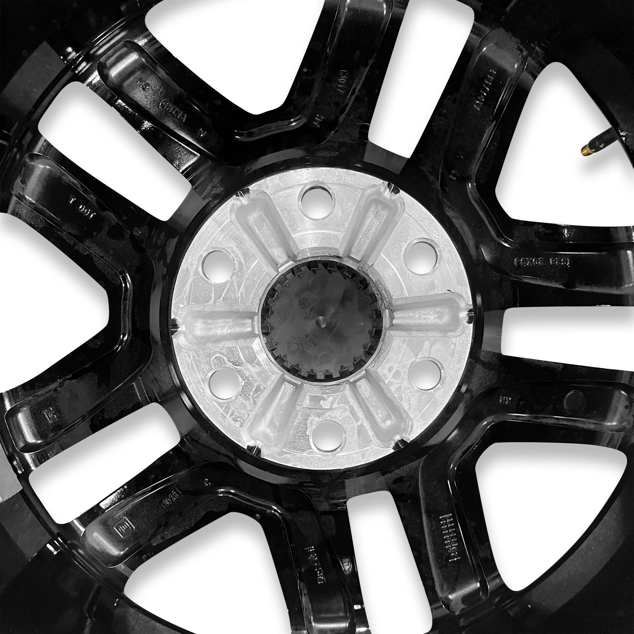 2020-2026 Chevrolet Silverado 1500
20x9 Genuine OEM Alloy Wheel / Rim view 4